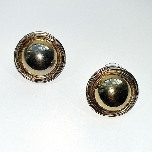 Vintage Boutique Gold ball knot stud earrings - Picture 15 of 16